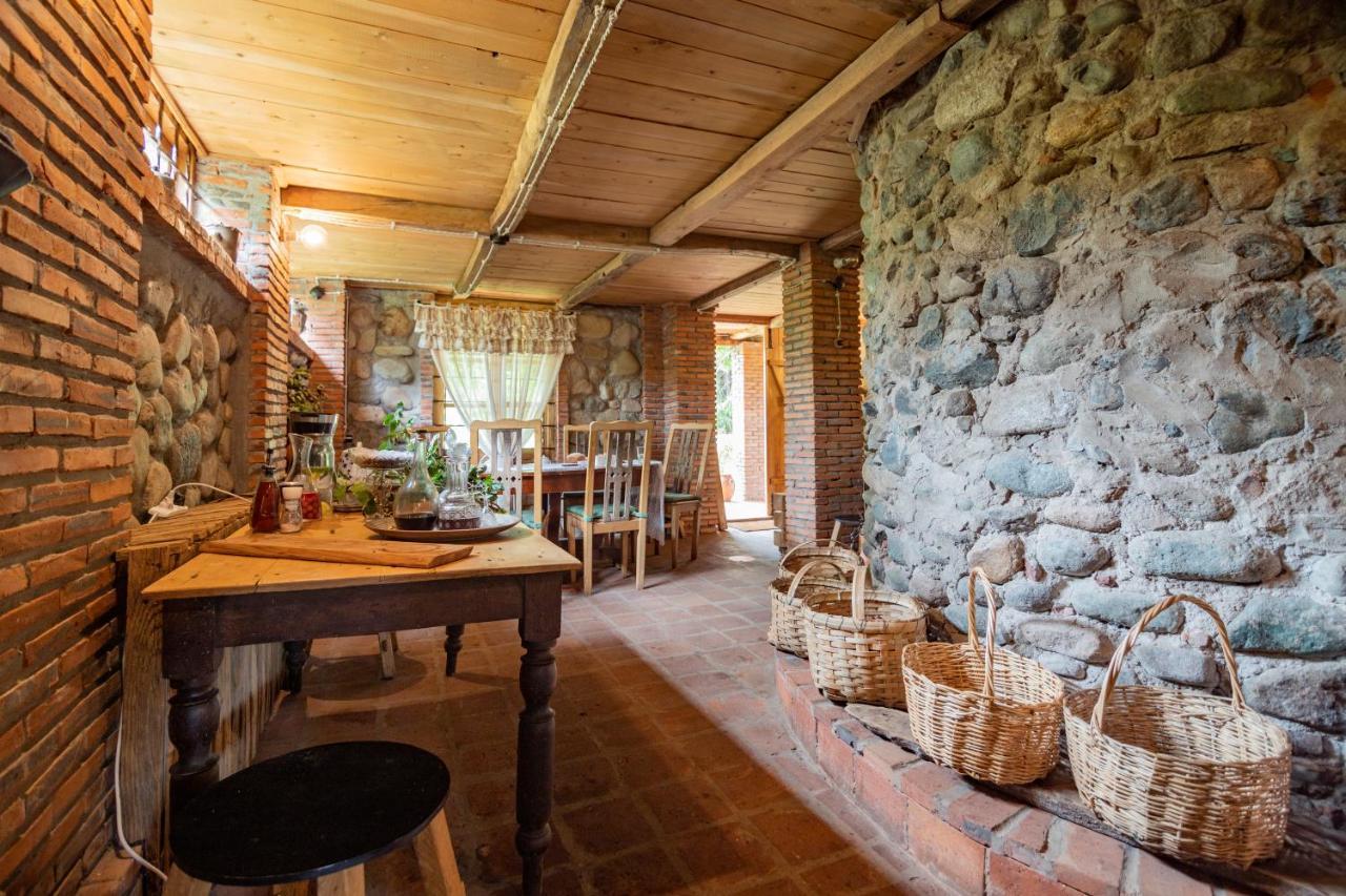 Menabde Winery Hotel Ozurget'i Luaran gambar